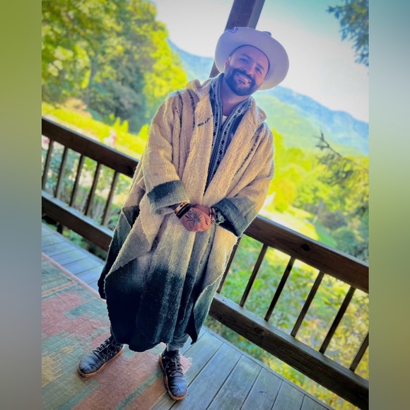 Meet your Posher, K lito - Picture 5 of 6